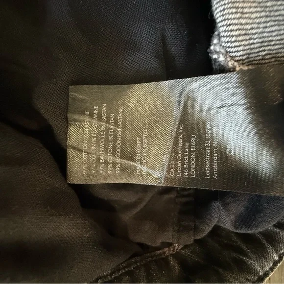 BDG Carrie Denim Shorts Size 30 - Picture 6 of 6